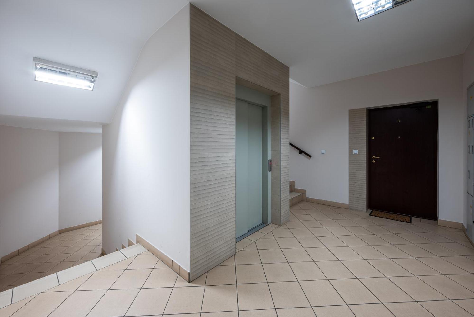 Park Praski 2-Bedroom Apartment Варшава Экстерьер фото